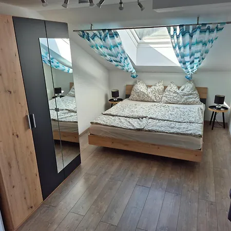 Apartman Ferienwohnug Weissl 2 *
